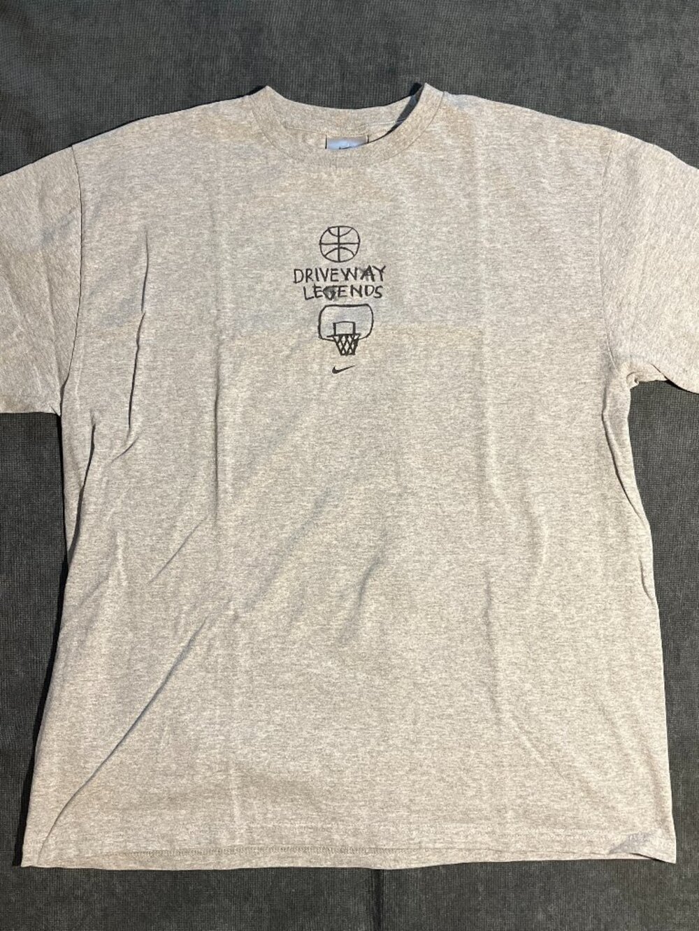 Nike Y2K Vintage 'Driveway Legends' T (L)